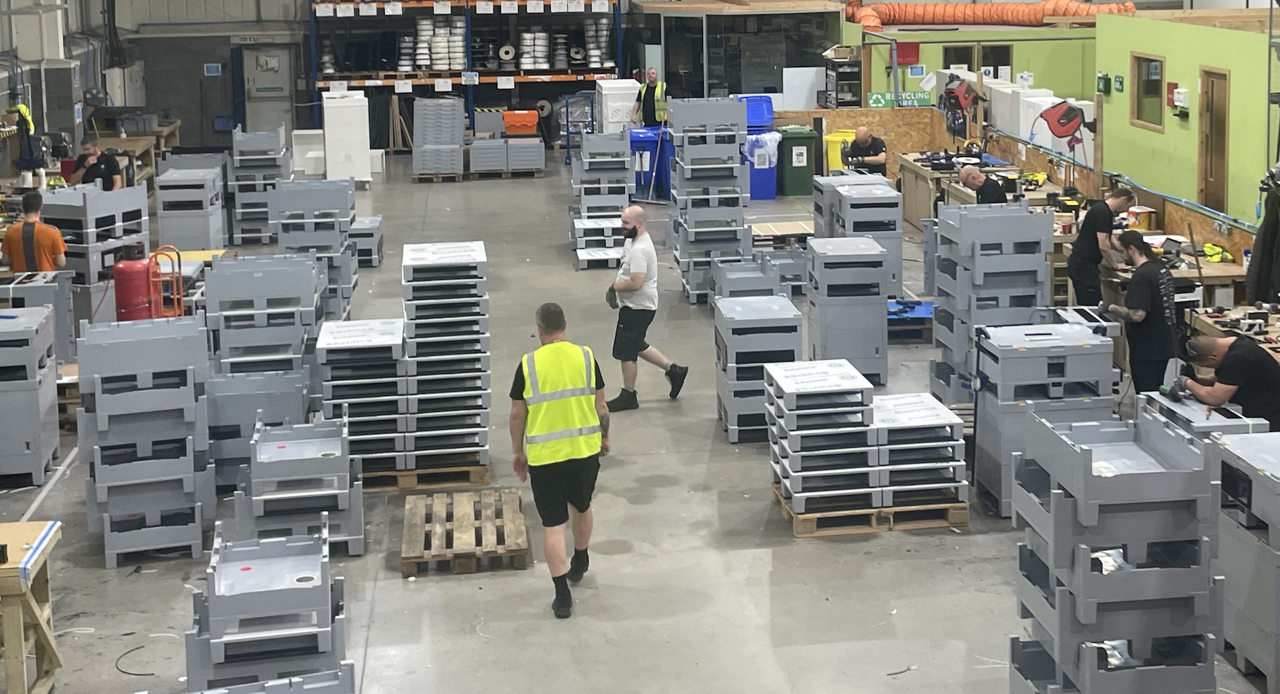 Behind the Innovation: Meet the ALLpaQ Production Team Powering Bioprocess Excellence 